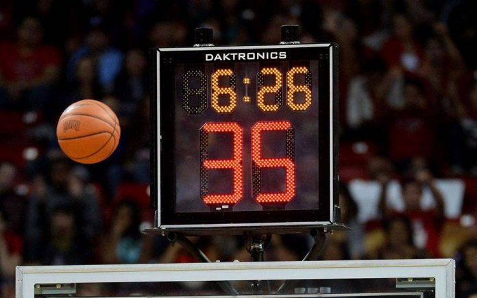 20160421_160808_379175_shot-clock