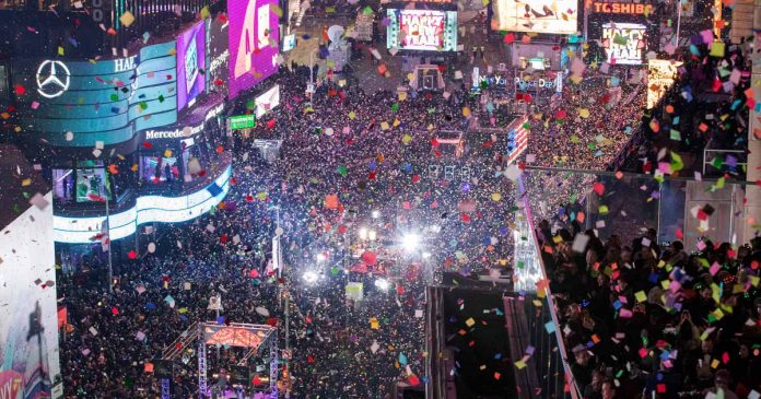 AP-New-Year-Eve-01