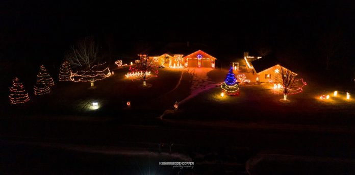 Holiday-Lights-Contest-1