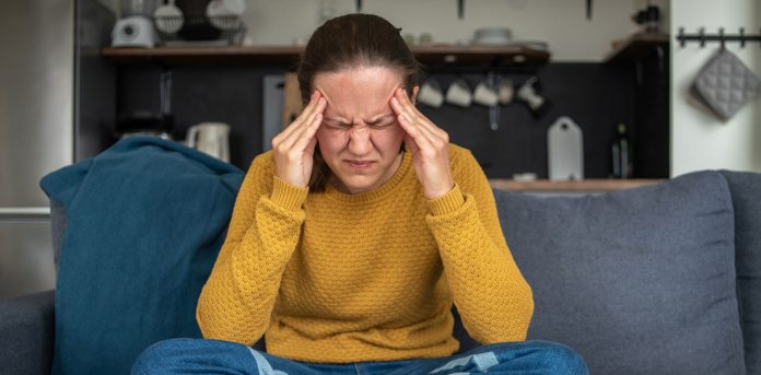 how-to-tell-if-headache-is-migraine how to tell if your headache is a migraine