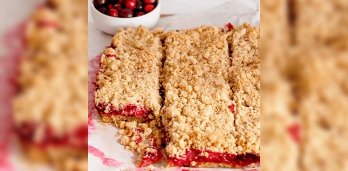 Cranberry-Pear-Crumble-Bars