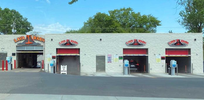 marshfield car wash